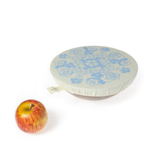 Load image into Gallery viewer, Halo Dish and Bowl Cover Medium African Flowers | Gabriele Jacobs