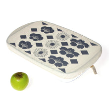 Load image into Gallery viewer, Halo Dish and Casserole Cover Rectangle | Edible Flowers