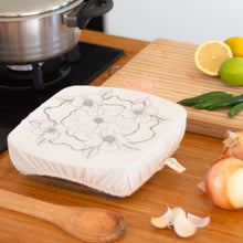 Load image into Gallery viewer, Halo Dish and Casserole Cover Square | Edible Flowers